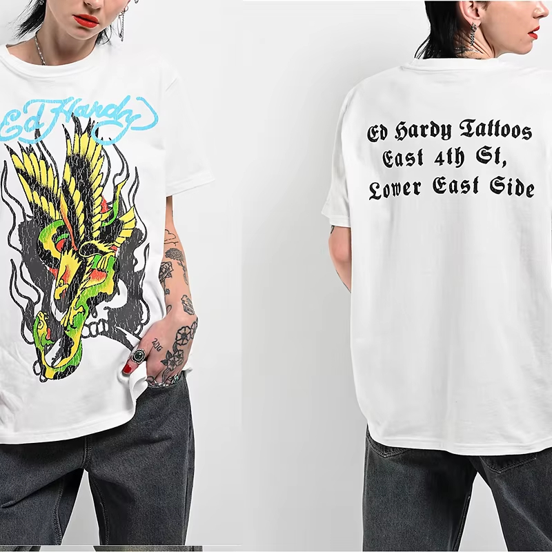 เสื้อยืดลายกราฟิกแบรนด์ Japan  - Streetwear Brand In Japan บทวิจารณ์และราคา