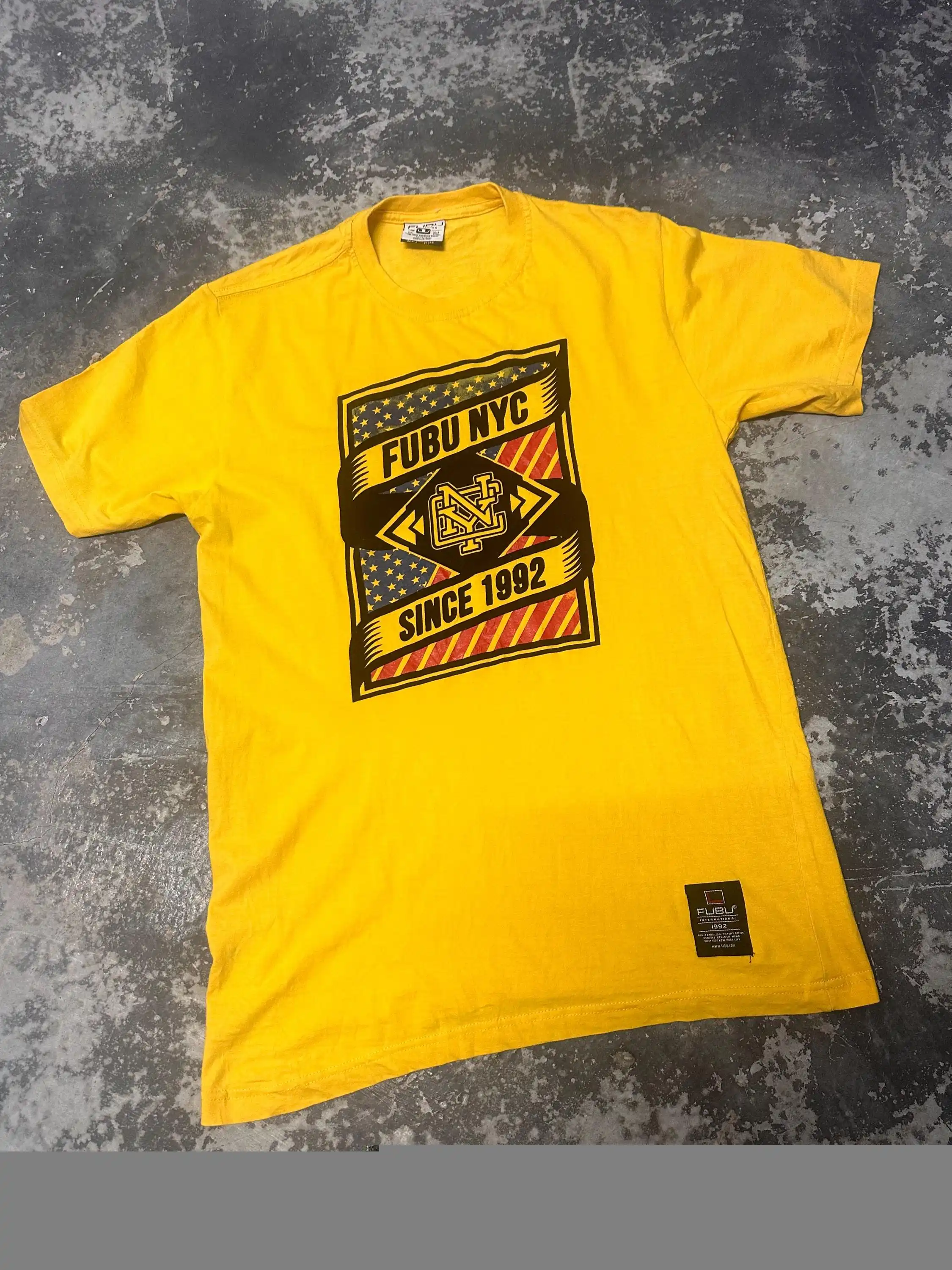 เสื้อยืดวินเทจ ฟูบุ นิวยอร์ก ส - Streetwear Brand New York บทวิจารณ์และราคา