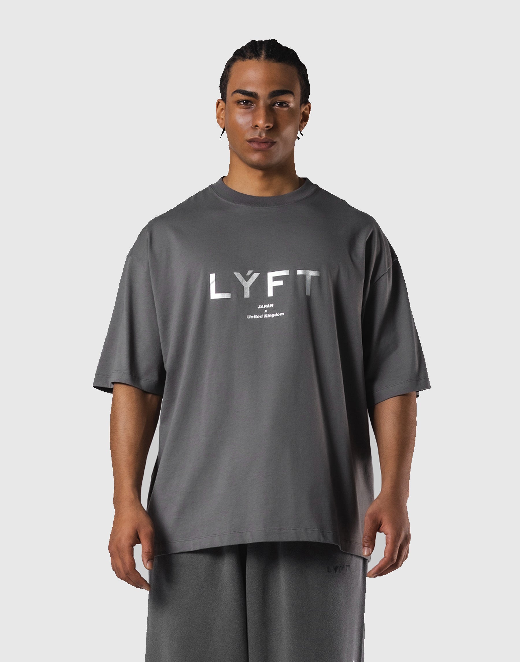 เสื้อยืดลายกราฟิกแบรนด์ฟิตเนสส - Streetwear Brands Logo บทวิจารณ์และราคา